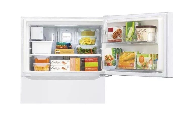 24 cu. ft. Large Capacity Top Freezer Refrigerator w/Ice Maker (Fits a 33" Opening)