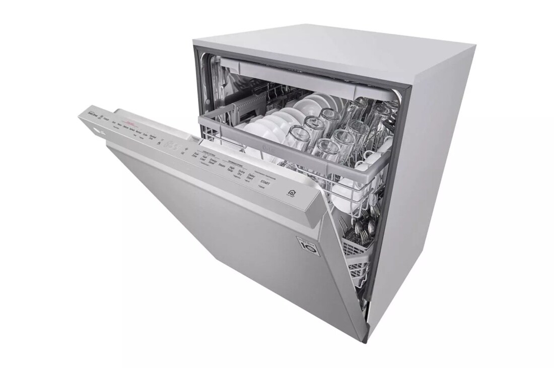 Top Control Smart wi-fi Enabled Dishwasher with QuadWash™ and TrueSteam®