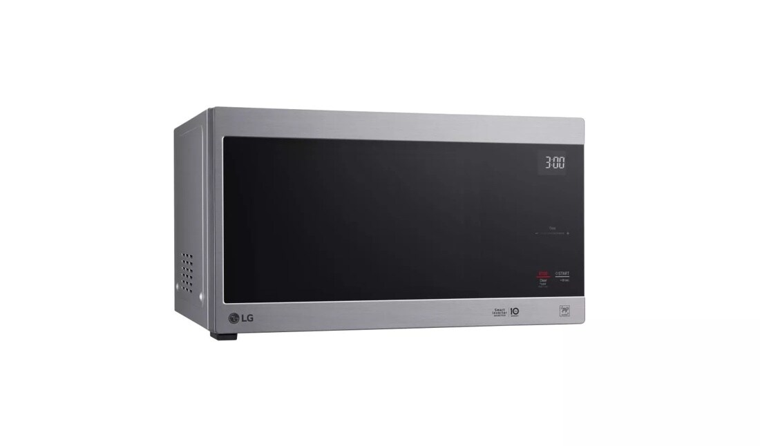 1.5 cu. ft. NeoChef™ Countertop Microwave with Smart Inverter and EasyClean®