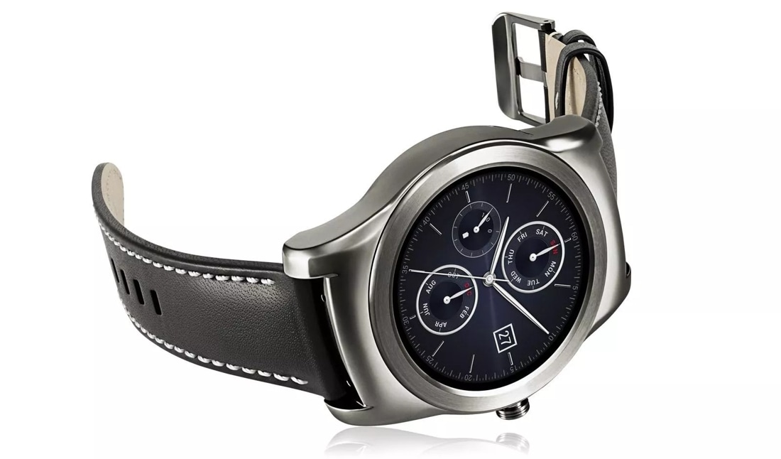 Lg smartwatch hot sale with camera