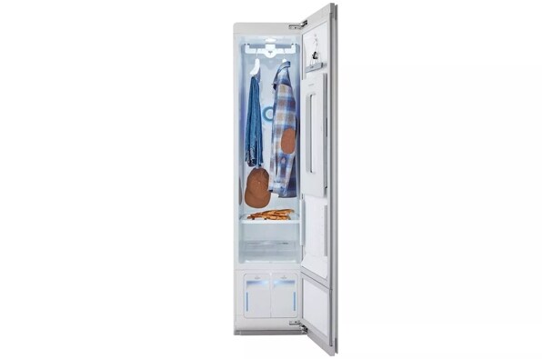 LG Styler® Smart Steam Closet with 3 Hangers - S3RFBN | LG USA
