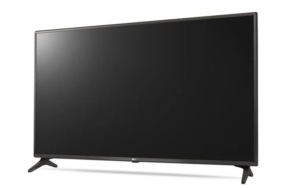 32” class (31.5” diagonal) Specialized for the Hospital Environment
