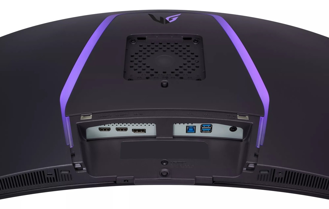 UltraGear™ 39 inch OLED 240Hz Curved Gaming Monitor
