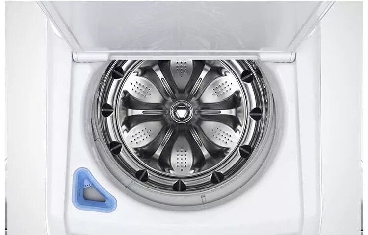 4.5 cu. ft. Ultra Large Capacity Top Load Washer Featuring Powerful StainCare™ Technology