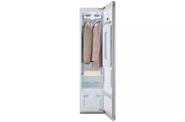 LG Styler® Smart Steam Closet with 3 Hangers - S3RFBN | LG USA