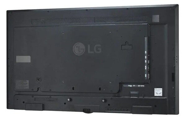 43” class (42.5” diagonal) Standard Performance Digital Signage