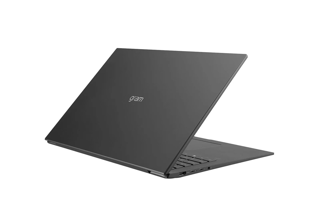 LG gram 17” Ultra-Lightweight and Slim Laptop with Intel® Evo 11th