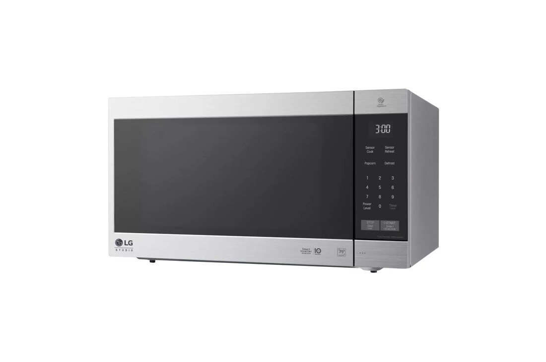 LG STUDIO 2.0 cu. ft. NeoChef™ Countertop Microwave with Smart Inverter and EasyClean®