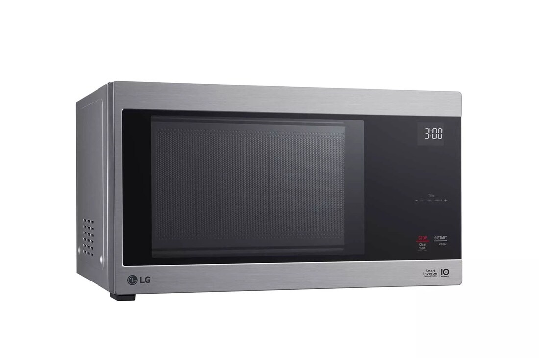 1.5 cu. ft. Countertop Microwave with Smart Inverter and EasyClean®