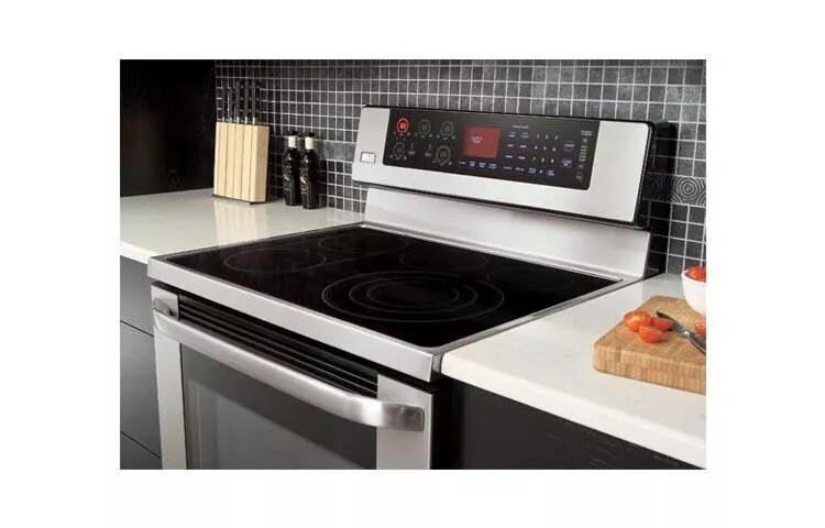 Freestanding Electric Range with Dual Convection System (Stainless Steel)