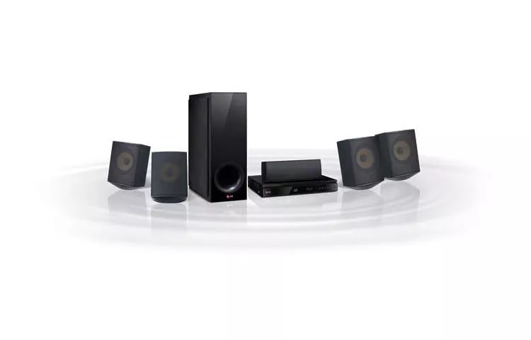 3D-Capable Blu-Ray Disc™ Home Theater System with Smart TV