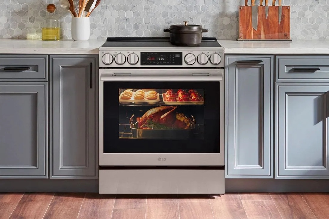 6.3 cu. ft. Smart Electric Range - LSEL6335XE | LG USA