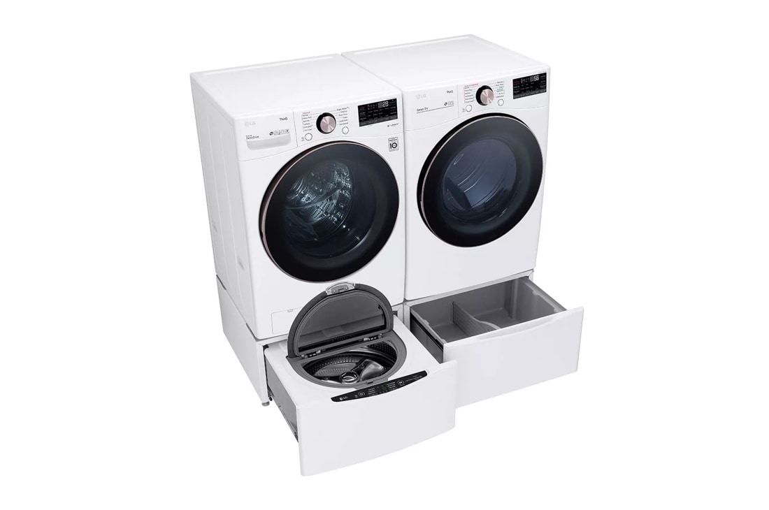 7.4 cu. ft. Ultra Large Capacity Smart wi-fi Enabled SteamDryer™