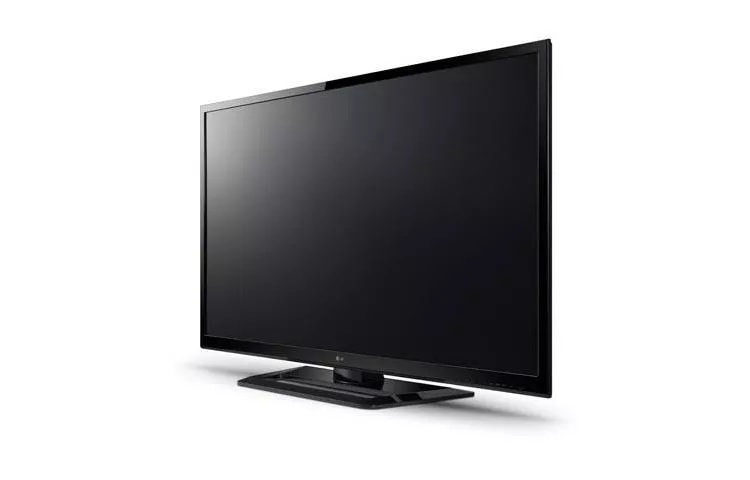 47" Class CINEMA 3D 1080P 120HZ LED LCD TV (46.9" diagonal) & Sound Bar