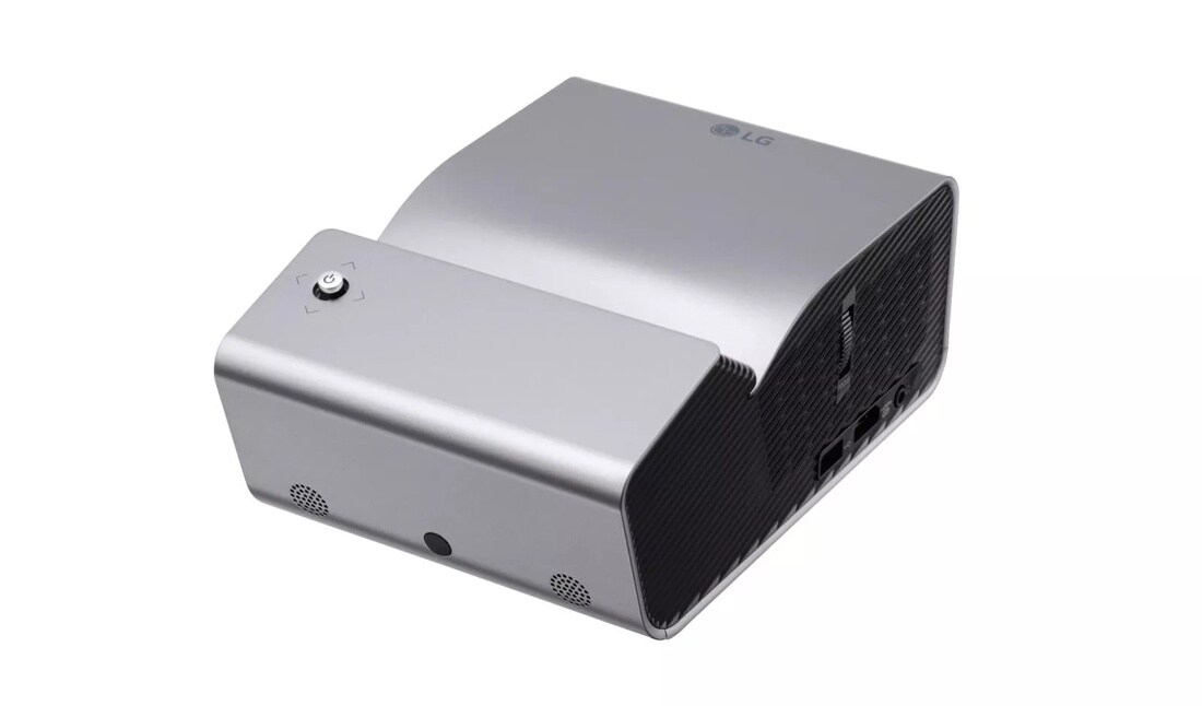 Ultra Short Throw LED Projector with Embedded Battery