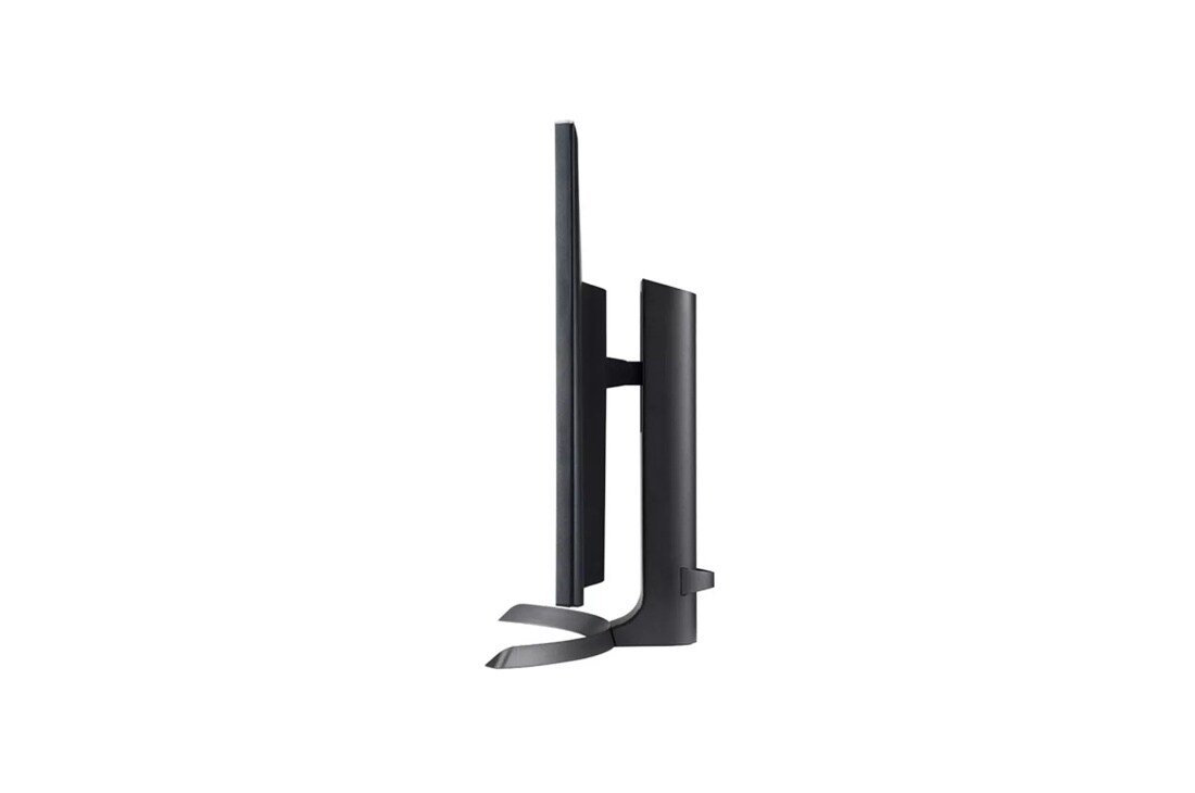 32" Class 4K UHD LED Monitor (32" Diagonal)