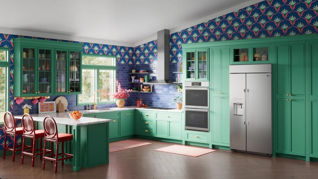 LG STUDIO 1.7/4.7 cu. ft. Combination Double Wall Oven with Air Fry
