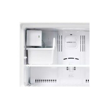 20 cu. ft. Large Capacity Top Freezer Refrigerator w/Ice Maker (Fits a 30" Opening)