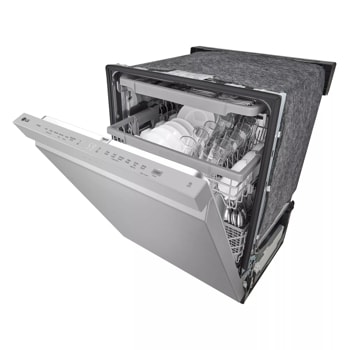 Top Control Dishwasher with QuadWash™ and Dynamic Dry™