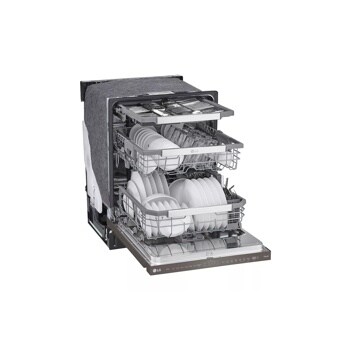 Smart Top Control Dishwasher with QuadWash® Pro, Dynamic Dry™ and TrueSteam®