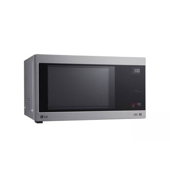 1.5 cu. ft. Countertop Microwave with Smart Inverter and EasyClean®