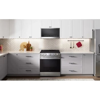 LSEL6330SE Lifestyle Kitchen Image
