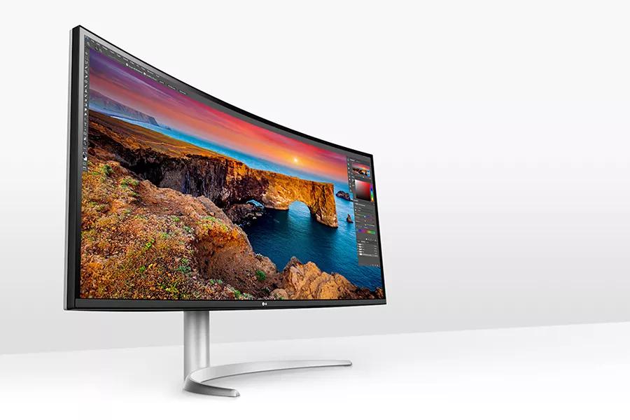 Ecrã Curvo UltraWide™ 5K2K Nano IPS de 39,7 - 40WP95C-W