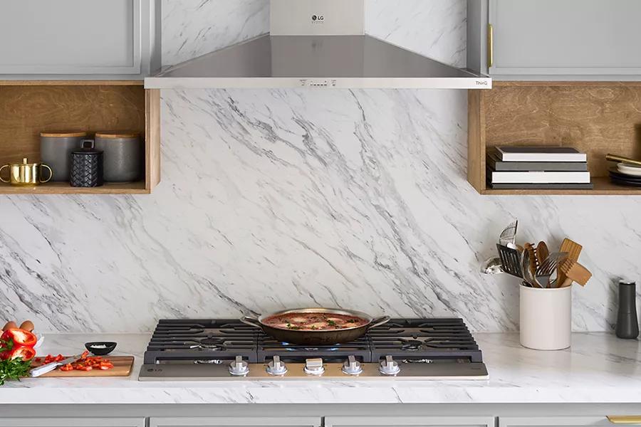 Cooktops and hoods with design and convenience in mind