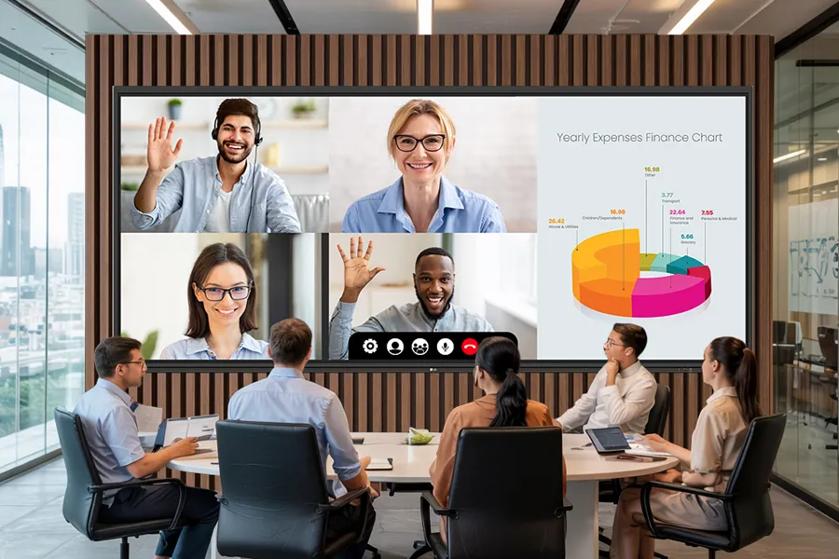 CreateBoard Ultrawide meeting in conference room